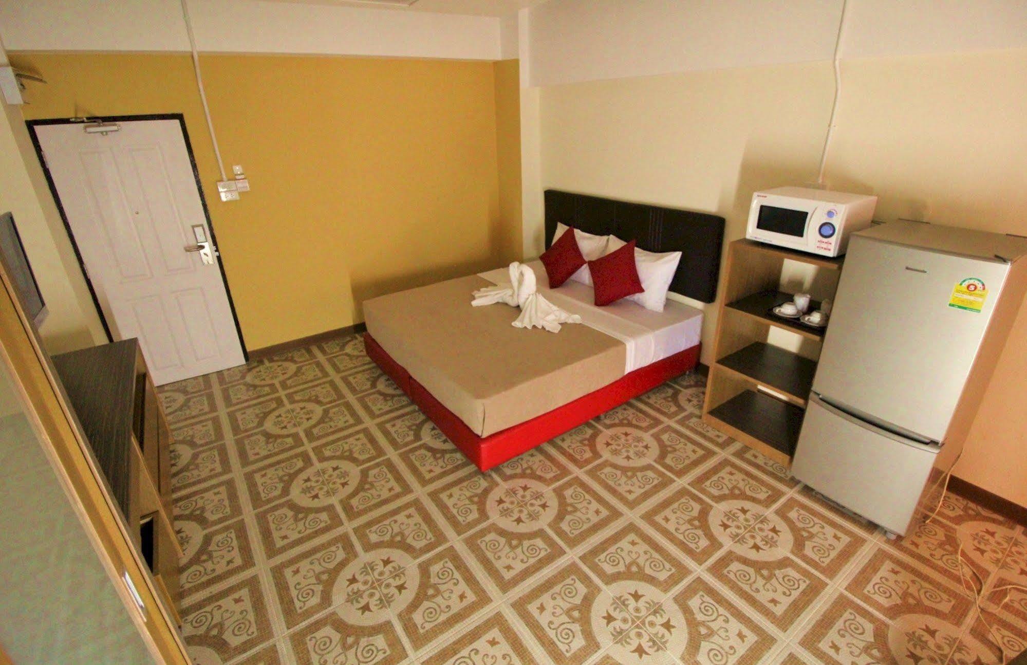 Ac Habitat Bangkok Apart otel Dış mekan fotoğraf